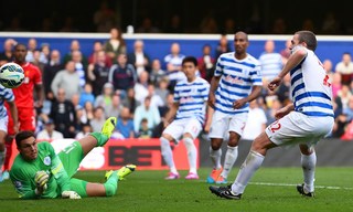 他以严格的 他以严格的