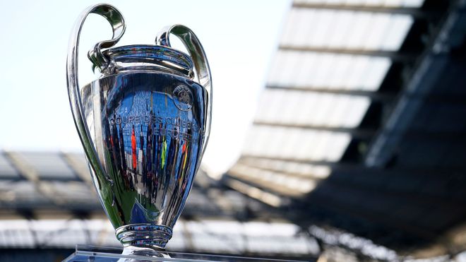 之間的三方 之間的三方